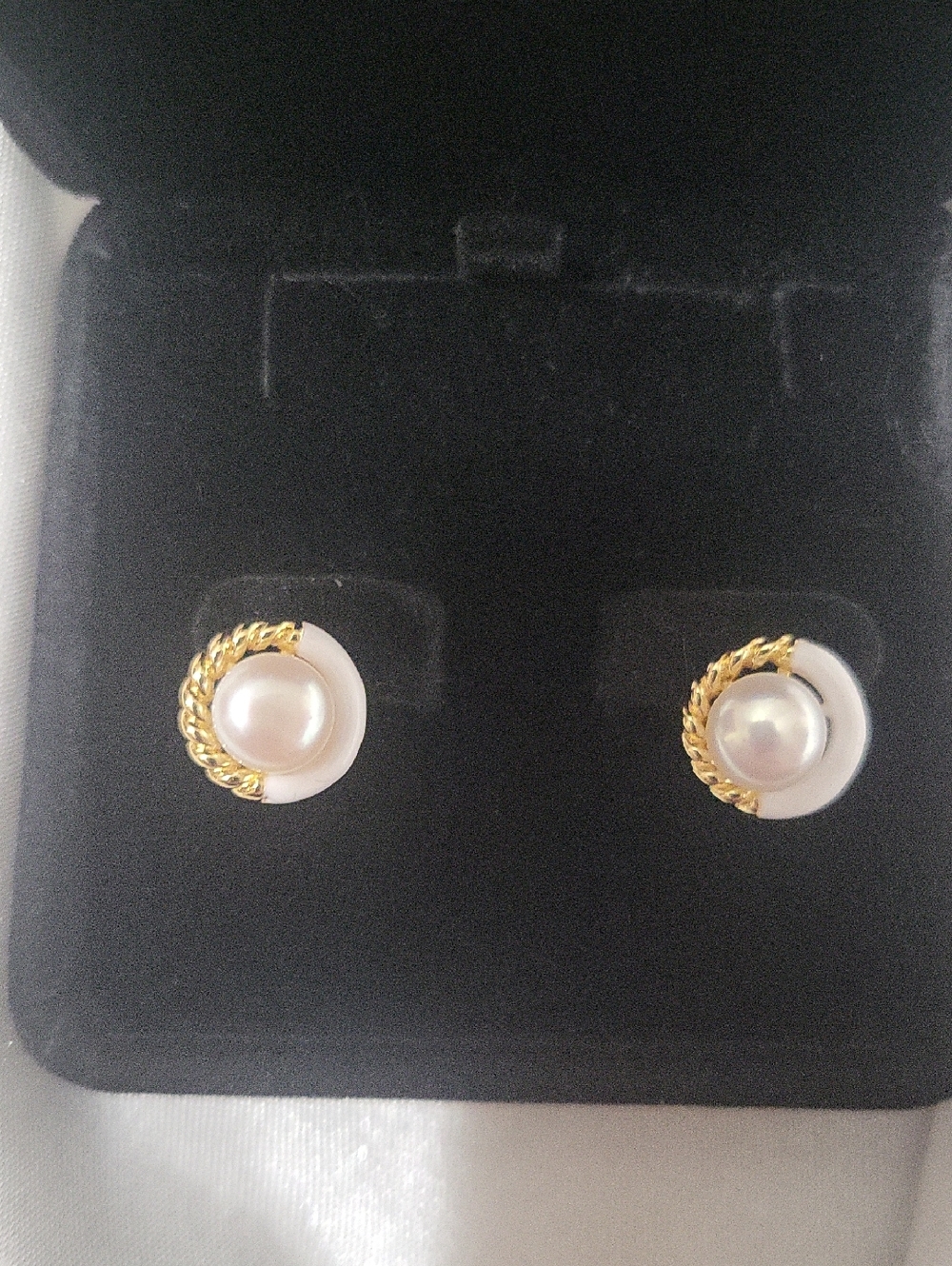 LOW START!!! New Genuine Pearl Earrings
